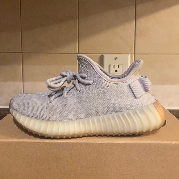 Yeezy Boost 350 V2 Sesame
